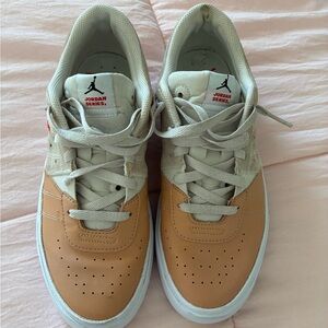 Men’s 8.5 Jordan Series Casual Shoes